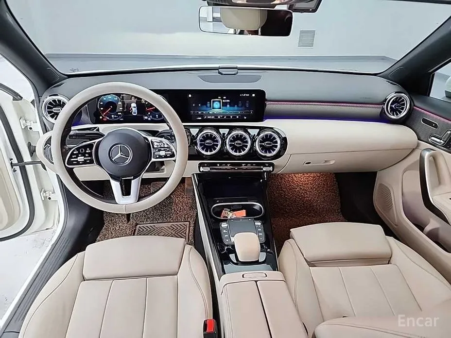 Фото 7 - Mercedes-Benz A-Class