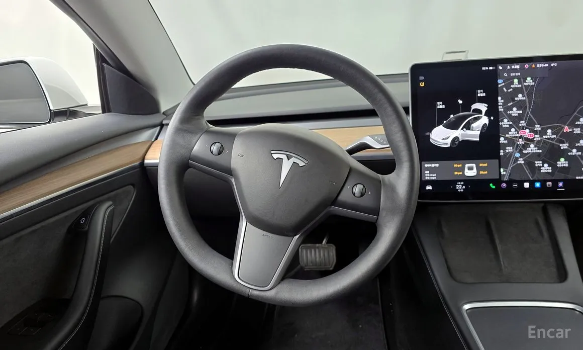 Фото 13 - Tesla Model 3