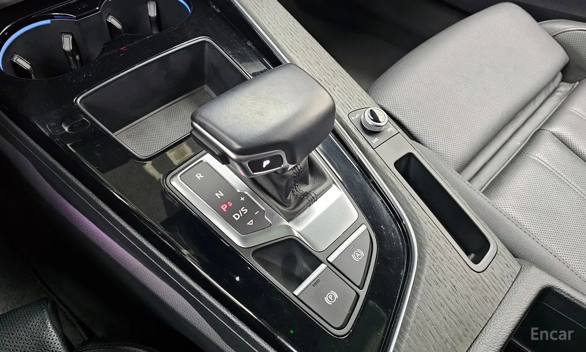 Фото 9 - Audi A4