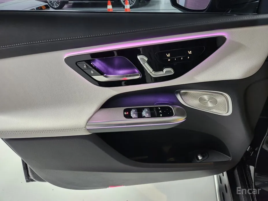 Фото 15 - Mercedes-Benz GLC-Class