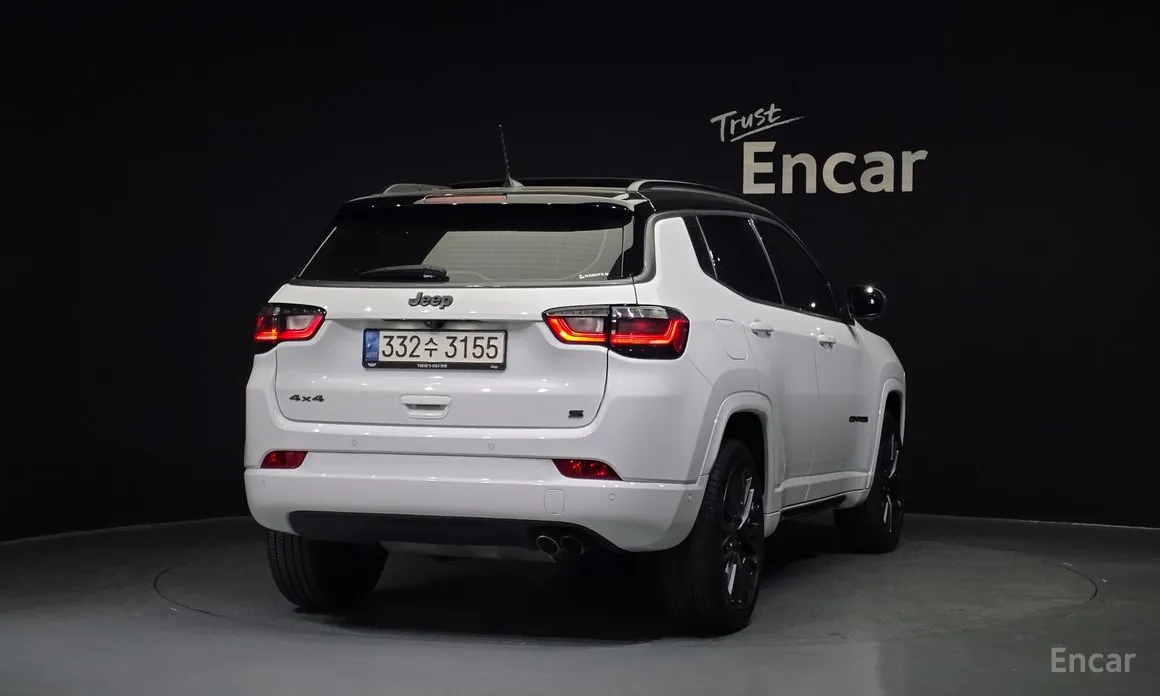 Фото 4 - Jeep Compass