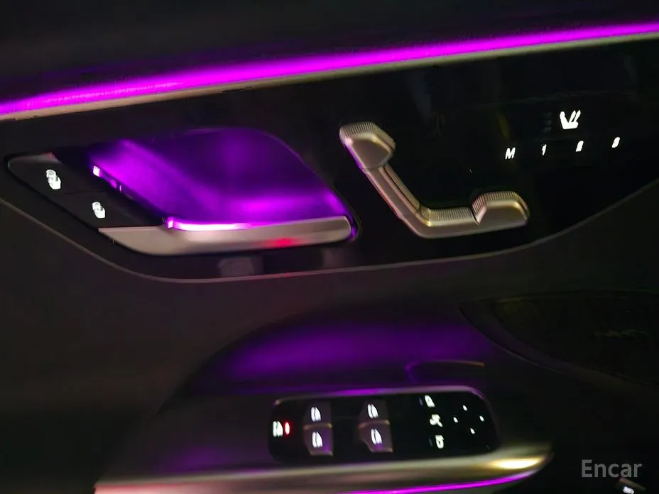 Фото 7 - Mercedes-Benz C-Class