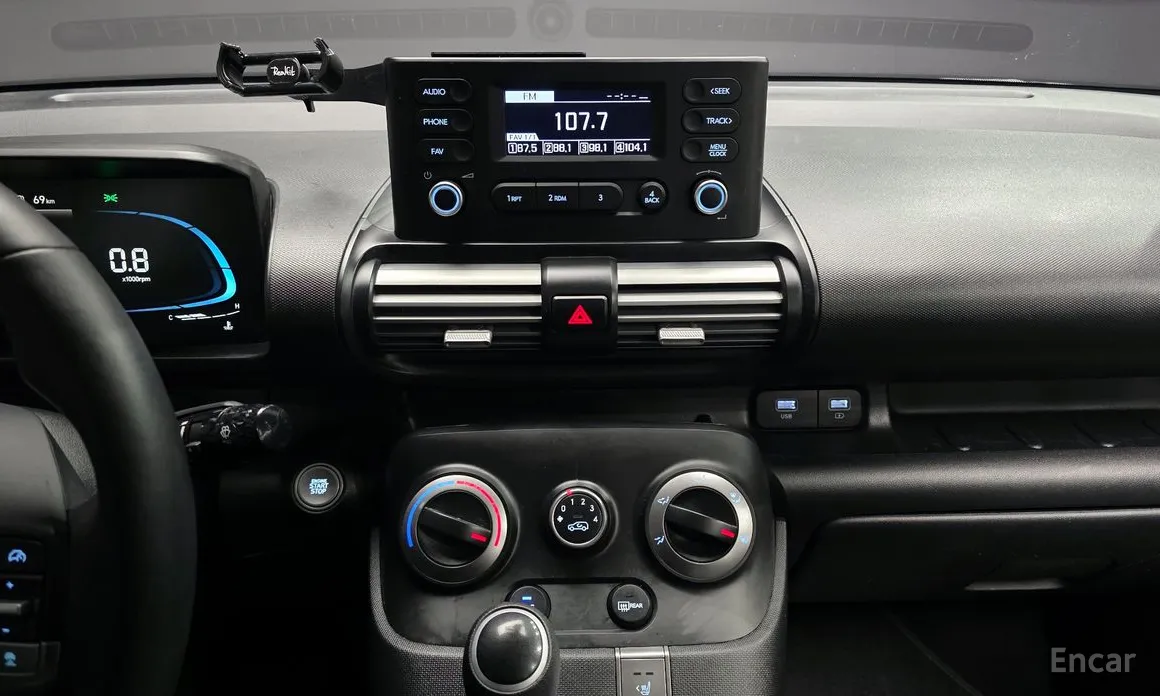 Photo 16 - Hyundai Casper