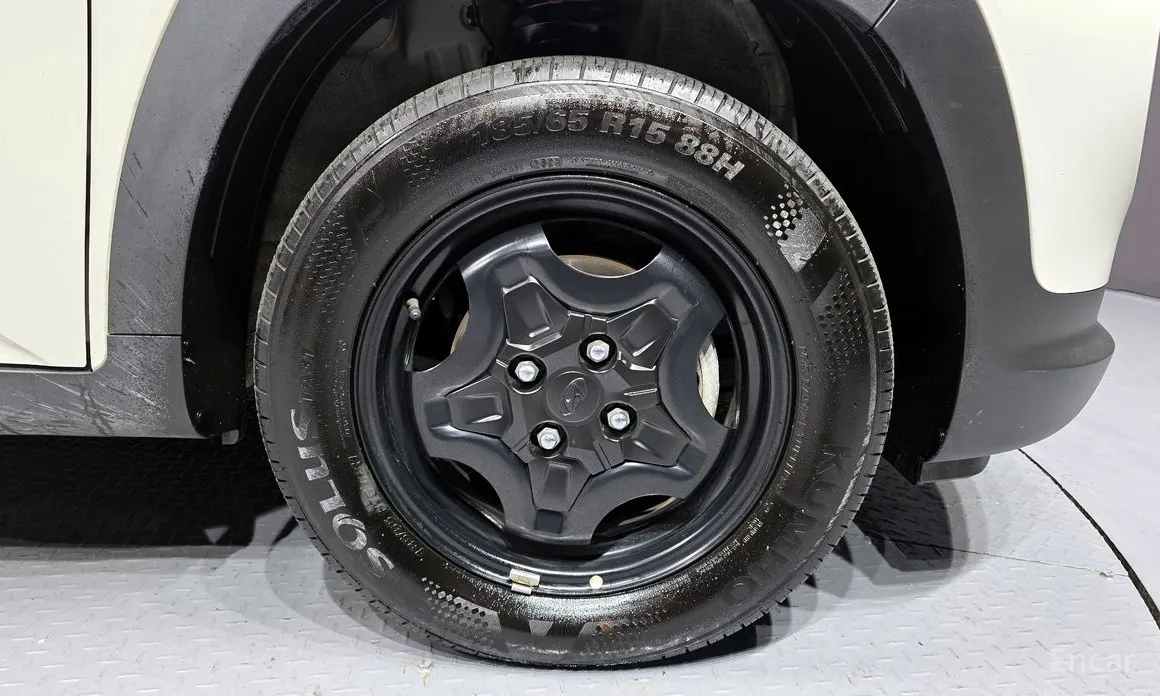 Photo 5 - Hyundai Casper