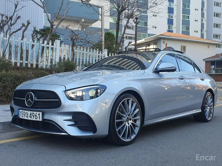 Фото 1 - Mercedes-Benz E-Class