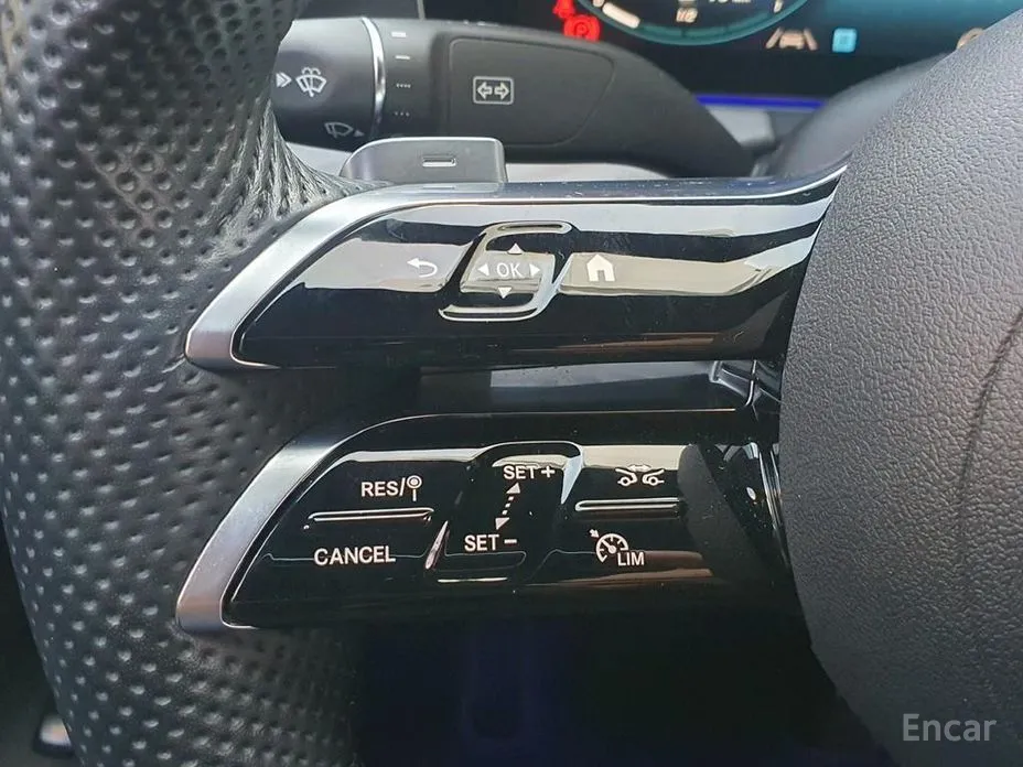 Фото 16 - Mercedes-Benz E-Class