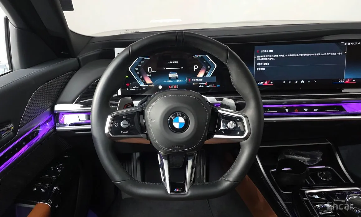 Фото 13 - BMW 7 Series