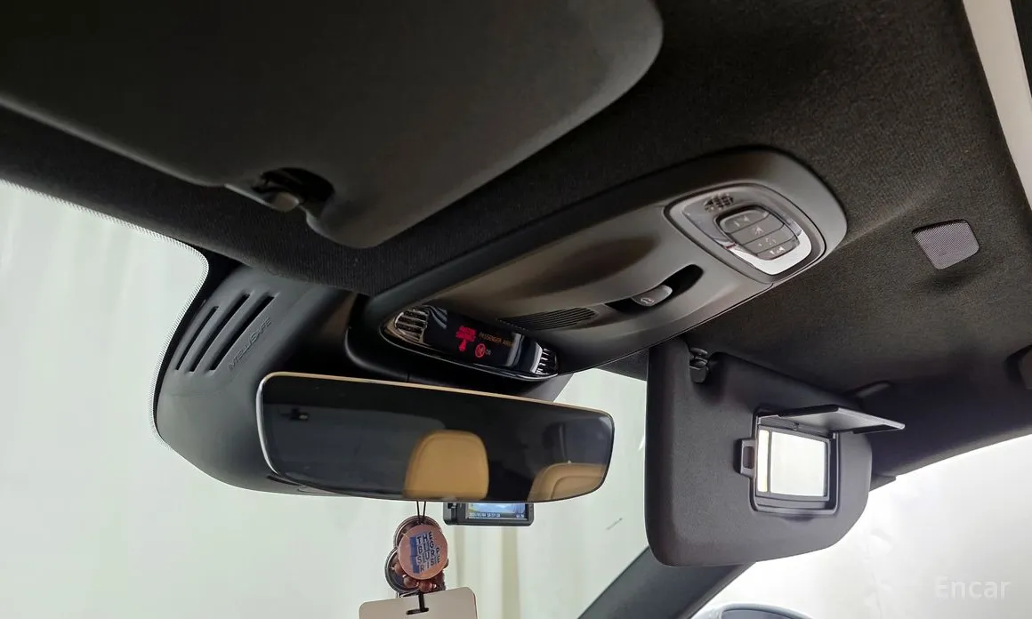 Фото 17 - Volvo XC40