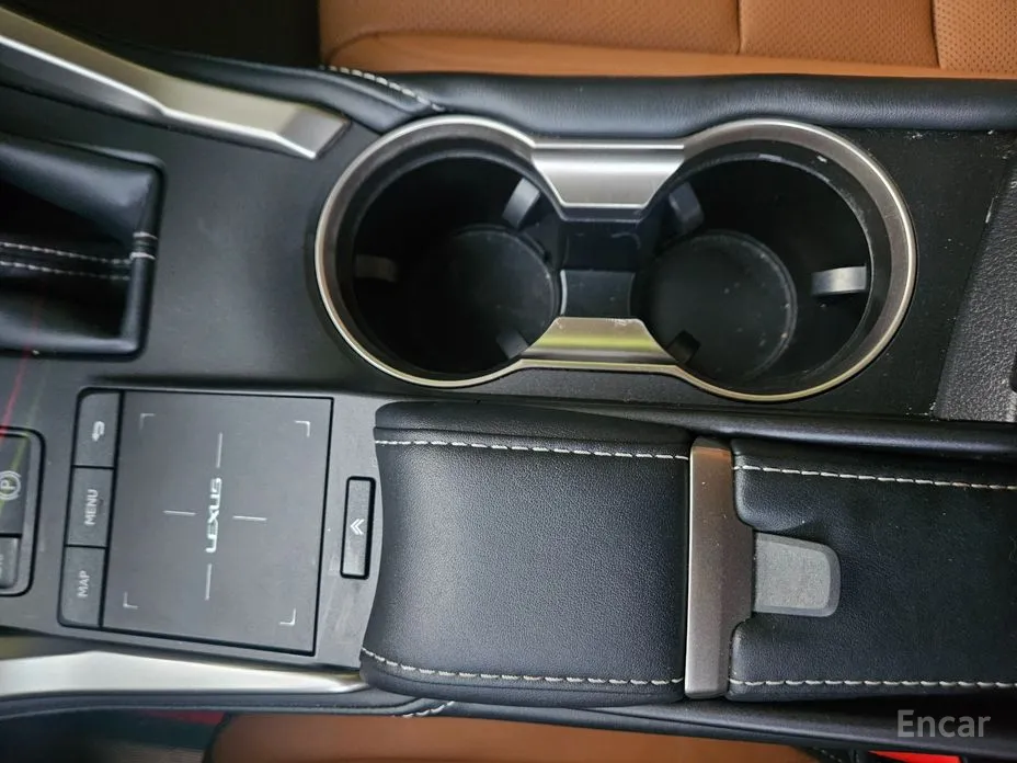 Фото 14 - Lexus NX