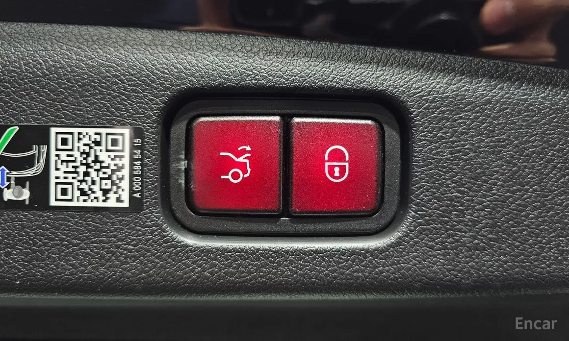 Фото 20 - Mercedes-Benz E-Class