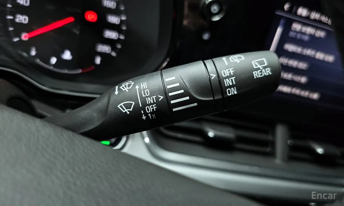 Фото 18 - Chevrolet Trax