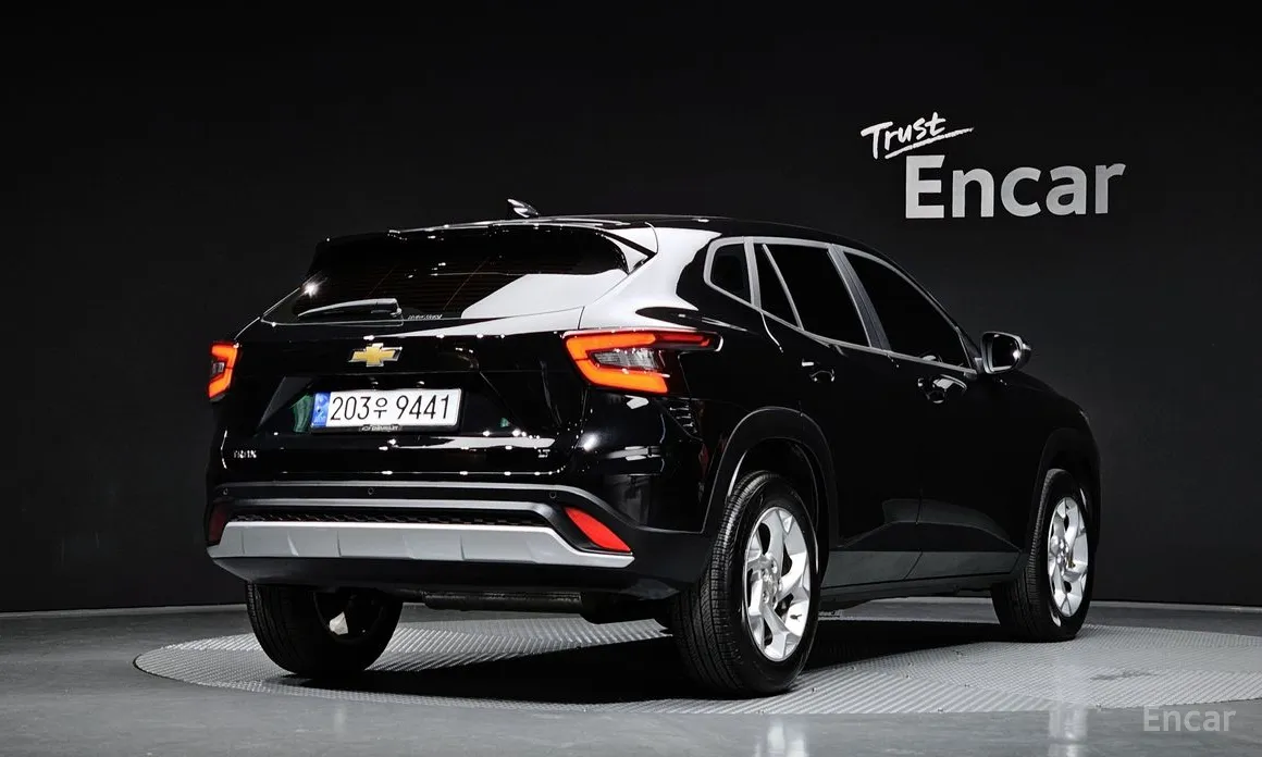 Фото 2 - Chevrolet Trax