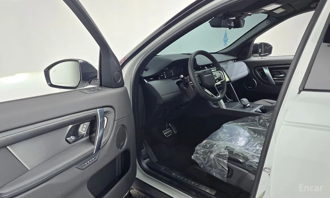 Фото 10 - Land Rover Discovery Sport