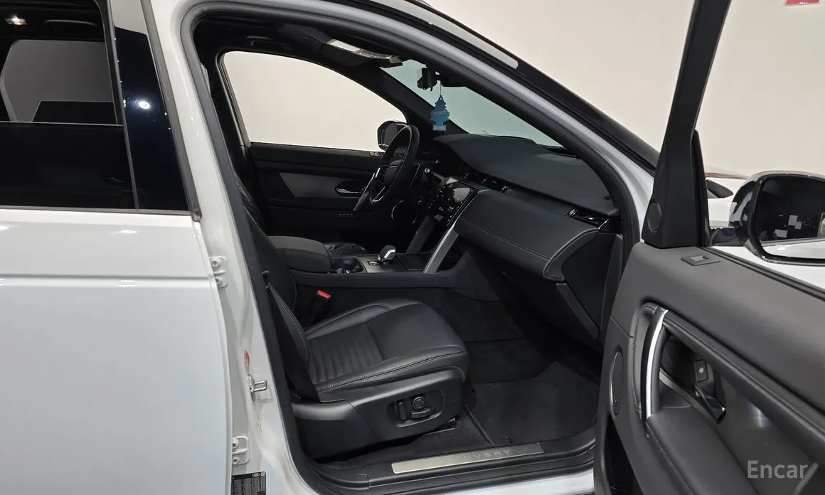 Фото 11 - Land Rover Discovery Sport