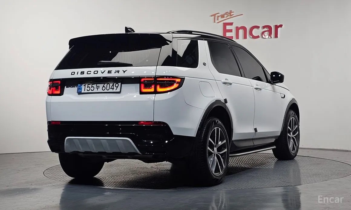 Фото 2 - Land Rover Discovery Sport