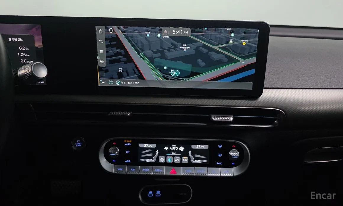 Фото 14 - Genesis GV60