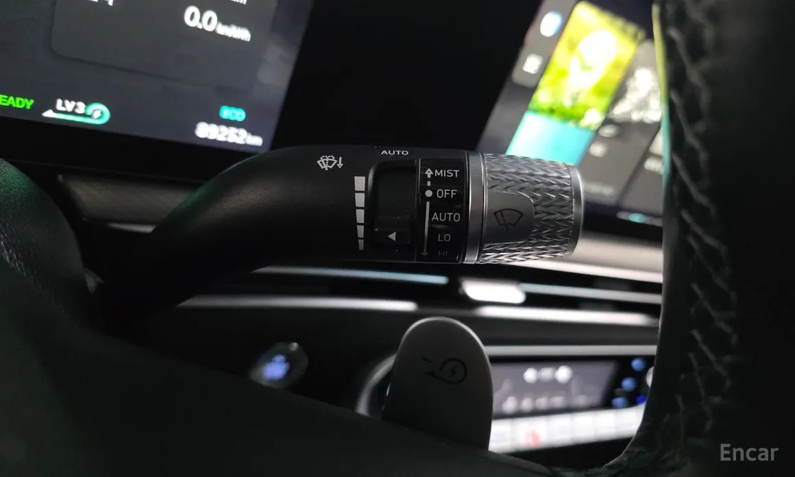 Фото 19 - Genesis GV60