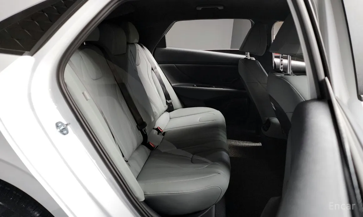 Фото 12 - Hyundai Avante