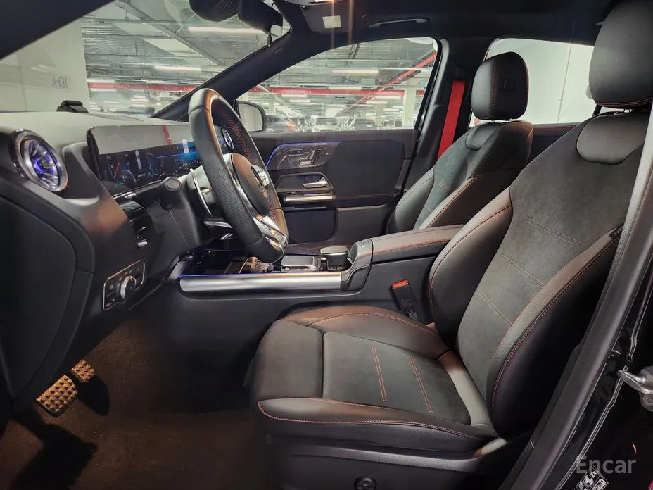 Фото 11 - Mercedes-Benz GLA-Class