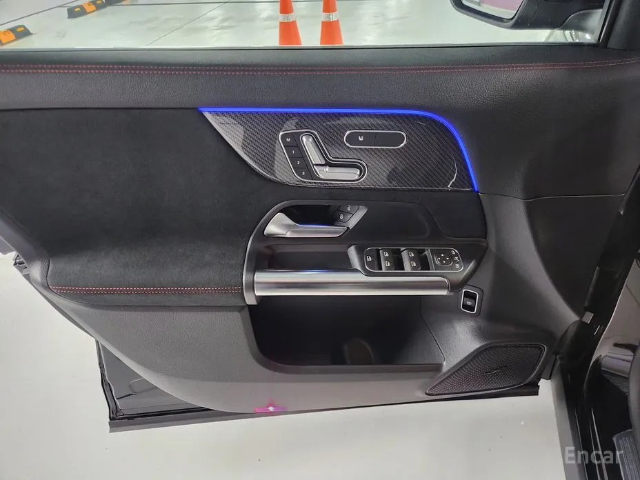 Фото 13 - Mercedes-Benz GLA-Class