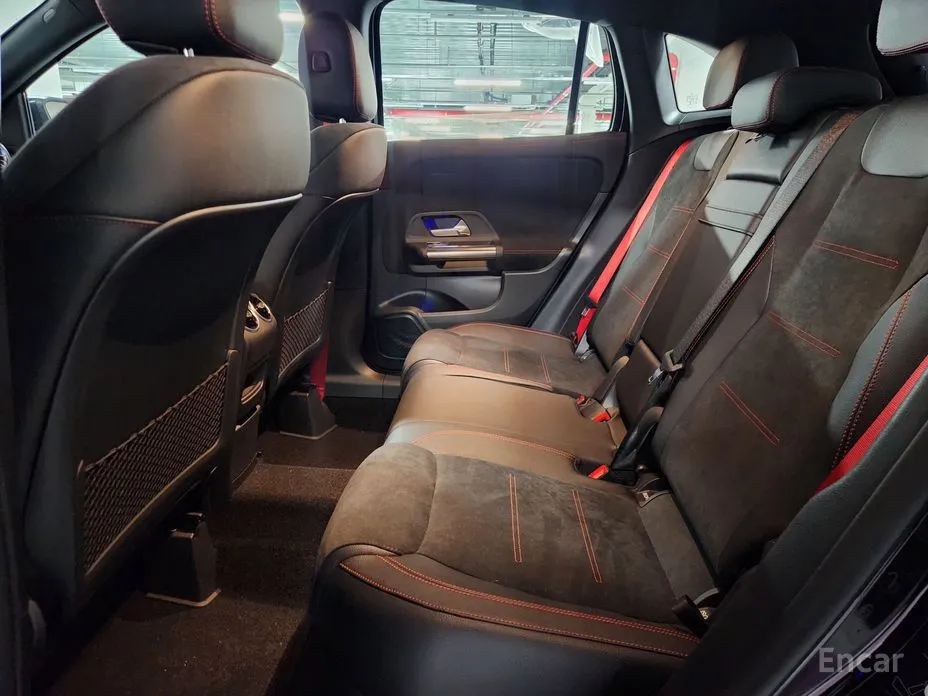 Фото 14 - Mercedes-Benz GLA-Class