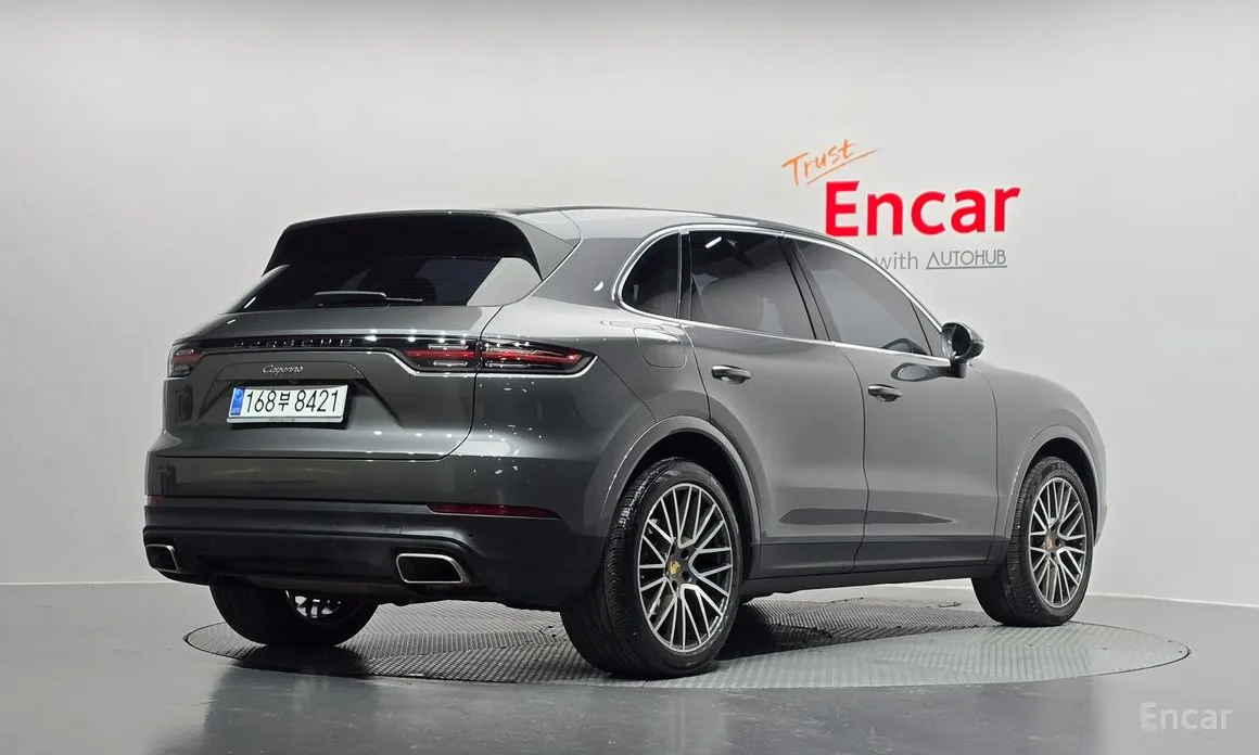 Фото 2 - Porsche Cayenne