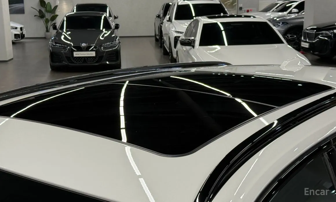 Photo 12 - BMW 3 Series