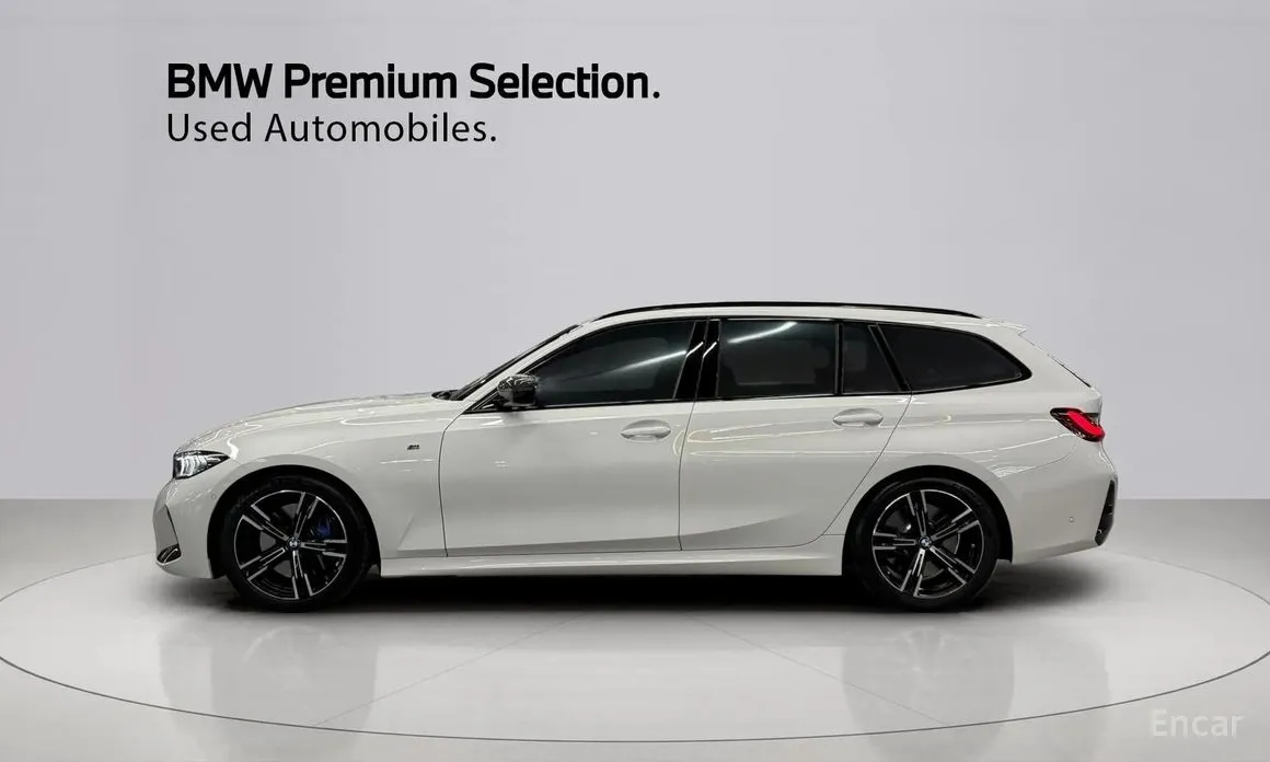 Photo 13 - BMW 3 Series