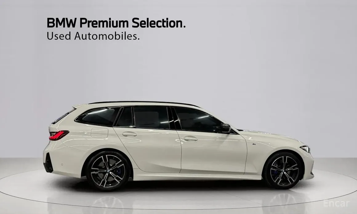 Photo 14 - BMW 3 Series