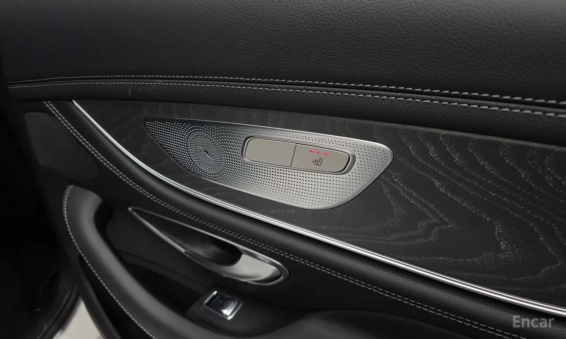 Фото 19 - Mercedes-Benz CLS-Class