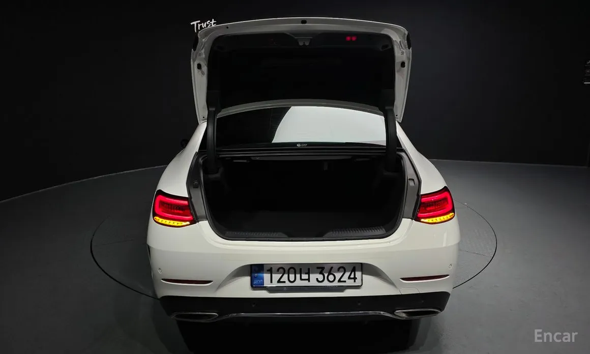 Фото 20 - Mercedes-Benz CLS-Class