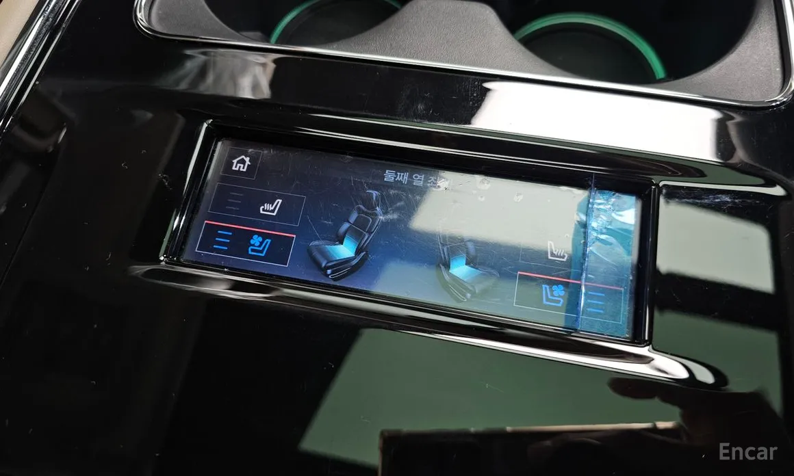 Фото 17 - Lincoln Navigator