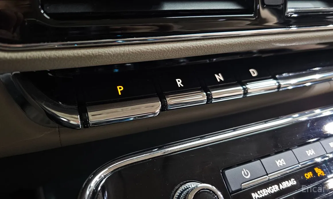 Фото 9 - Lincoln Navigator