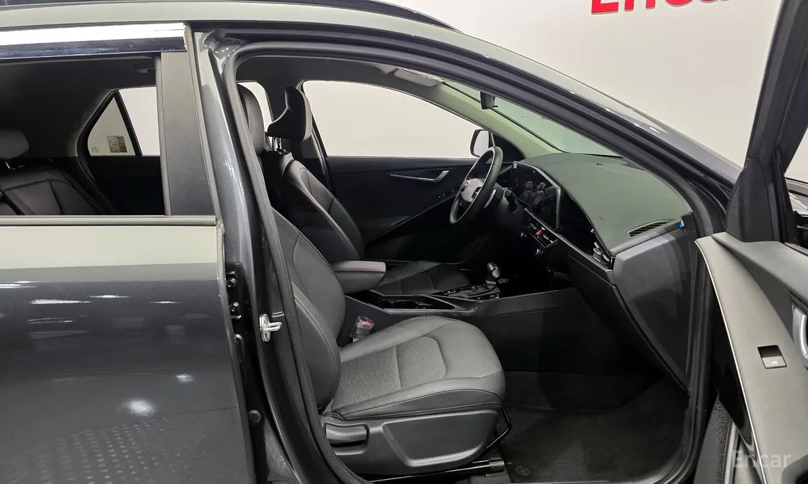 Фото 10 - Kia Niro