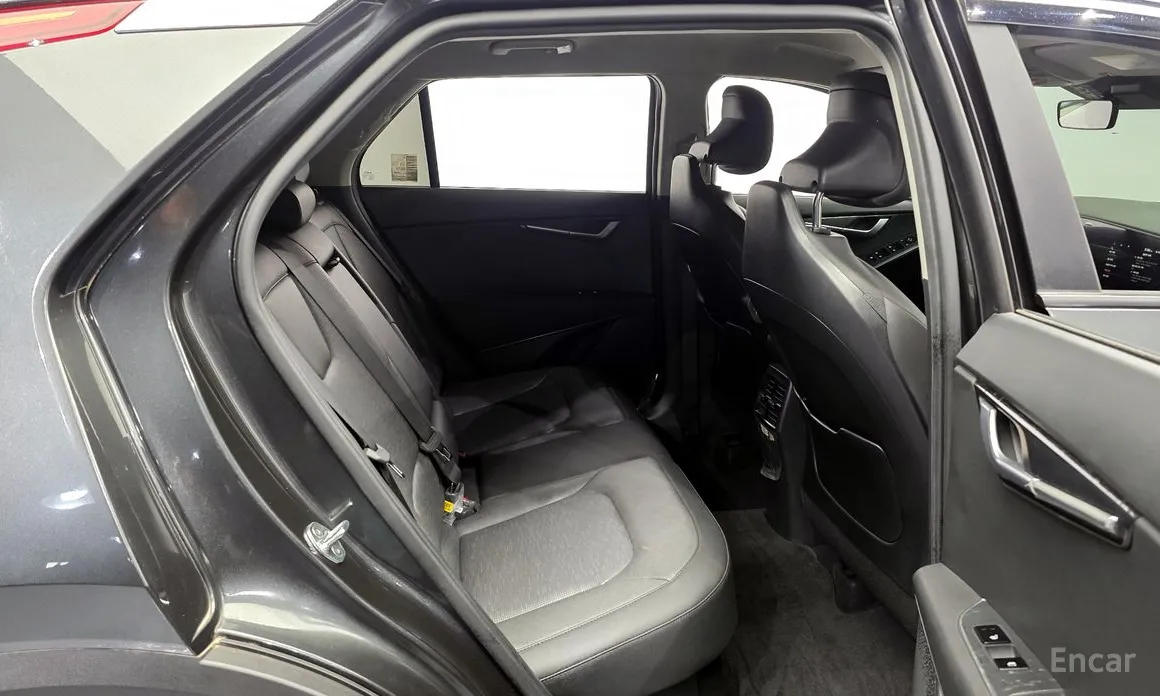 Фото 12 - Kia Niro