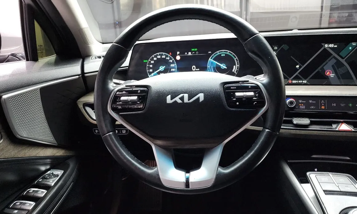 Фото 13 - Kia K8