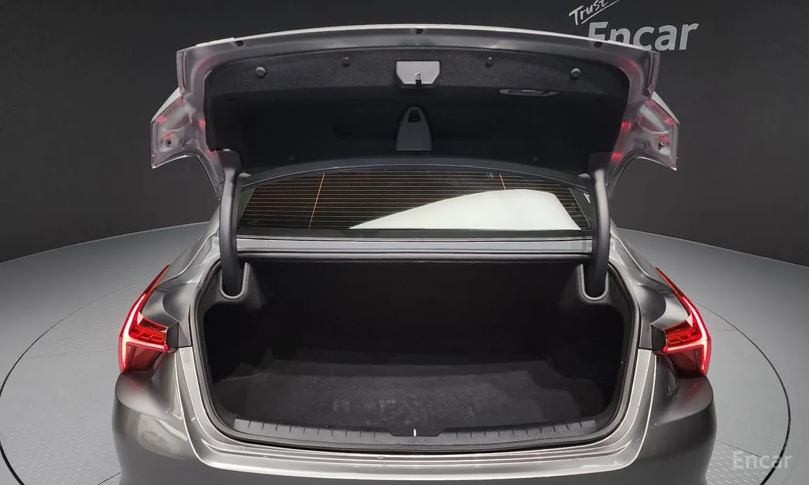 Фото 20 - Kia K8