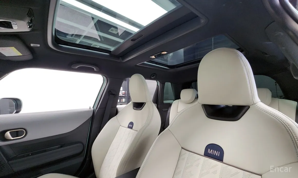 Фото 19 - Mini Cooper