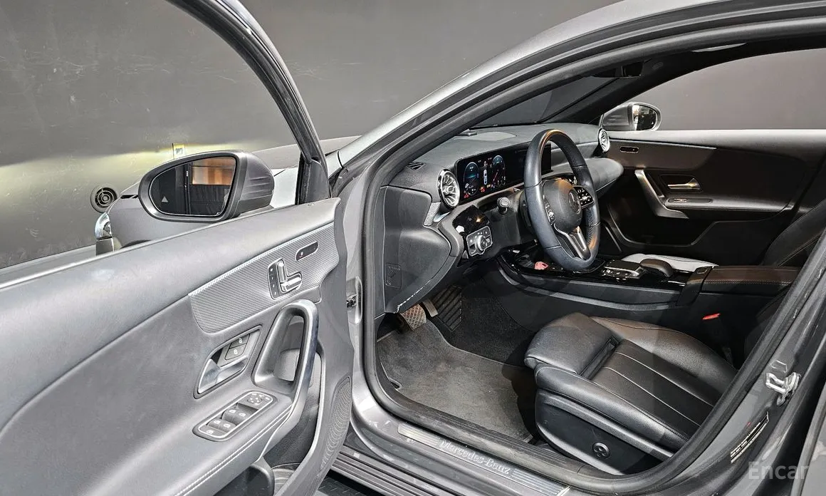 Фото 11 - Mercedes-Benz A-Class