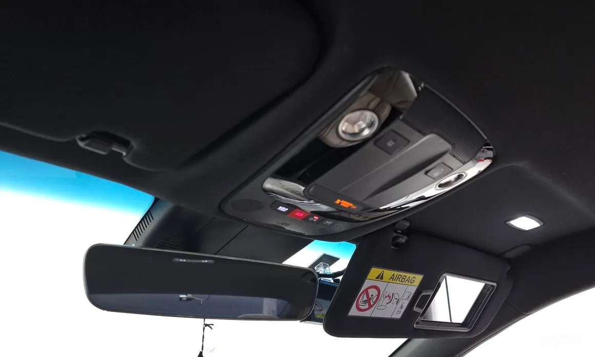 Фото 18 - Kia K8