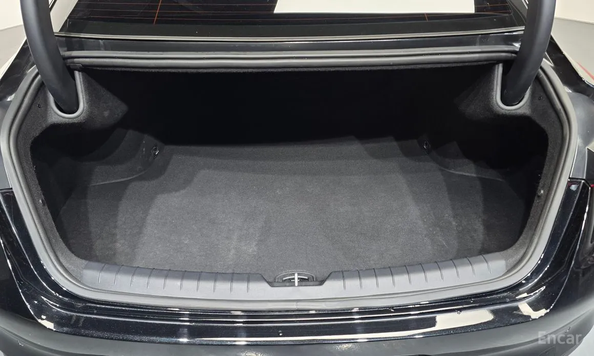 Фото 20 - Kia K8