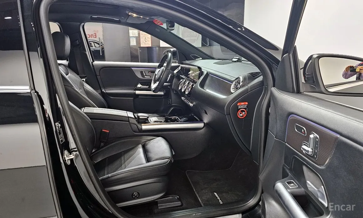 Фото 10 - Mercedes-Benz EQA