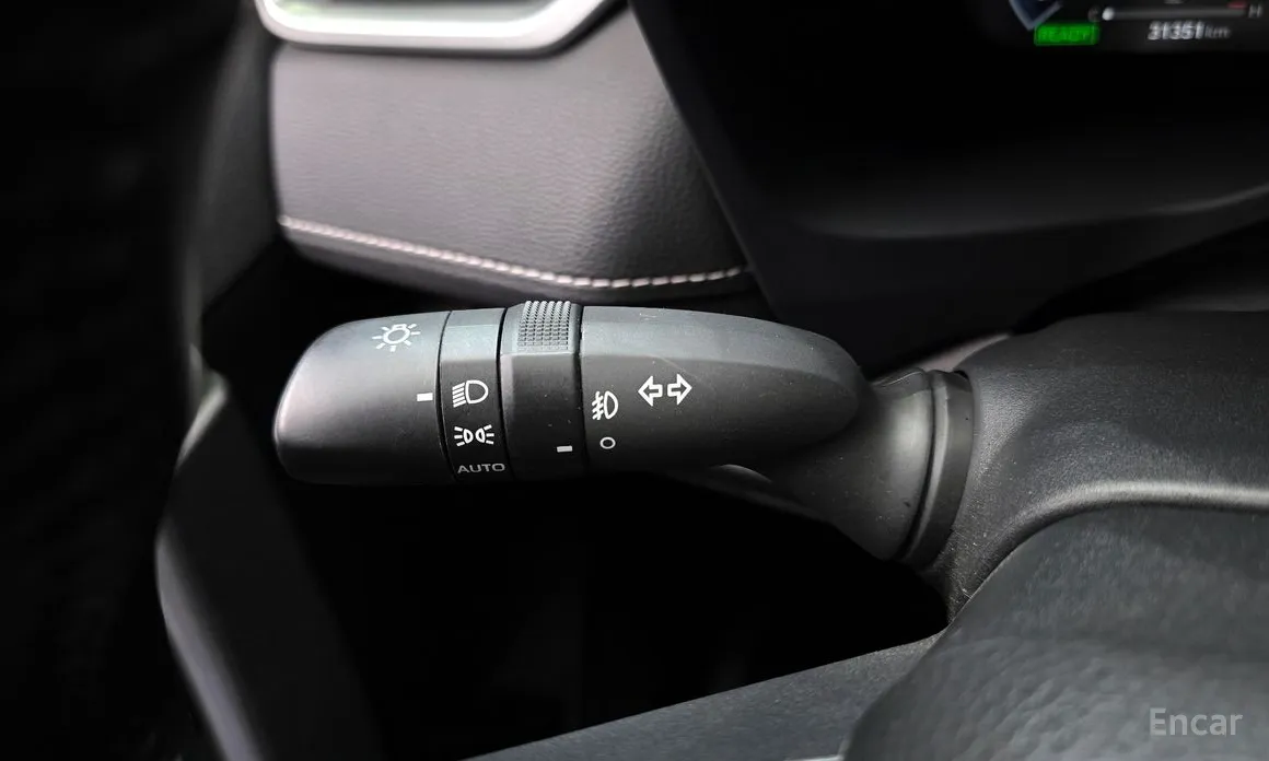 Фото 18 - Toyota RAV4