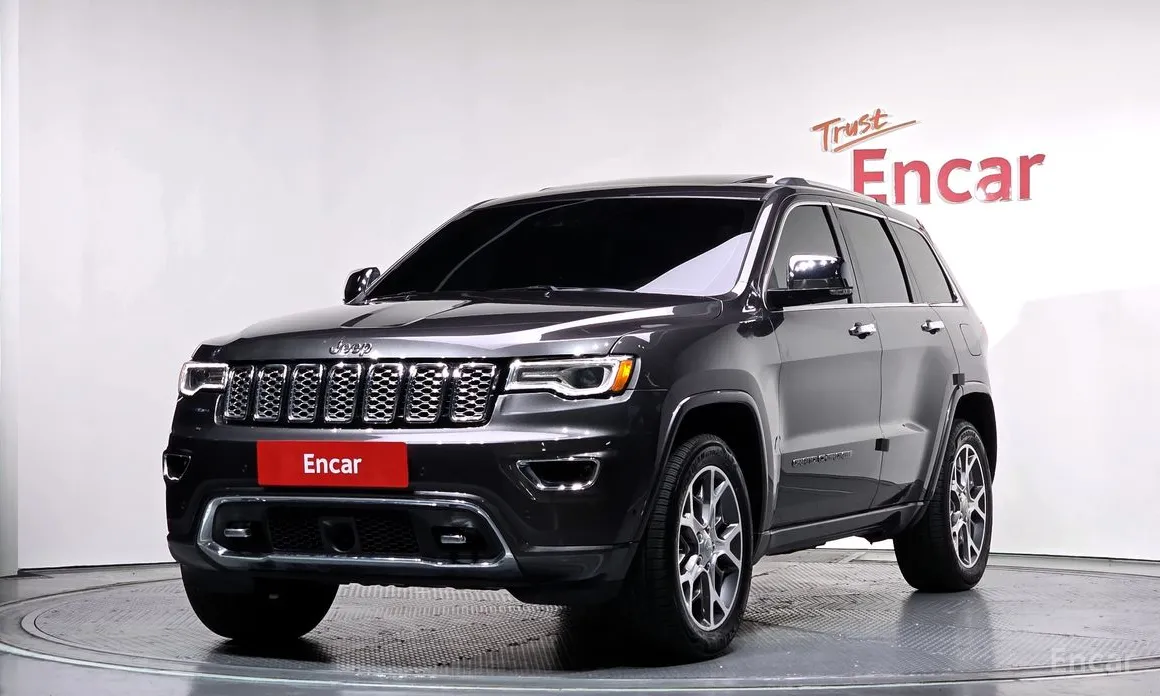 Фото 1 - Jeep Cherokee