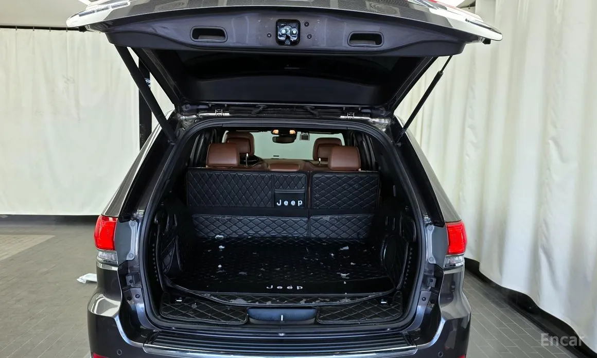 Фото 20 - Jeep Cherokee