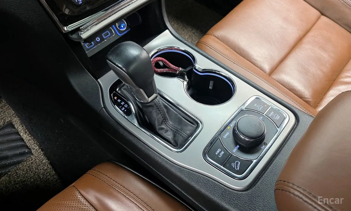 Фото 9 - Jeep Cherokee