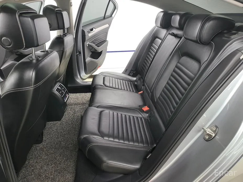 Фото 10 - Volkswagen Passat