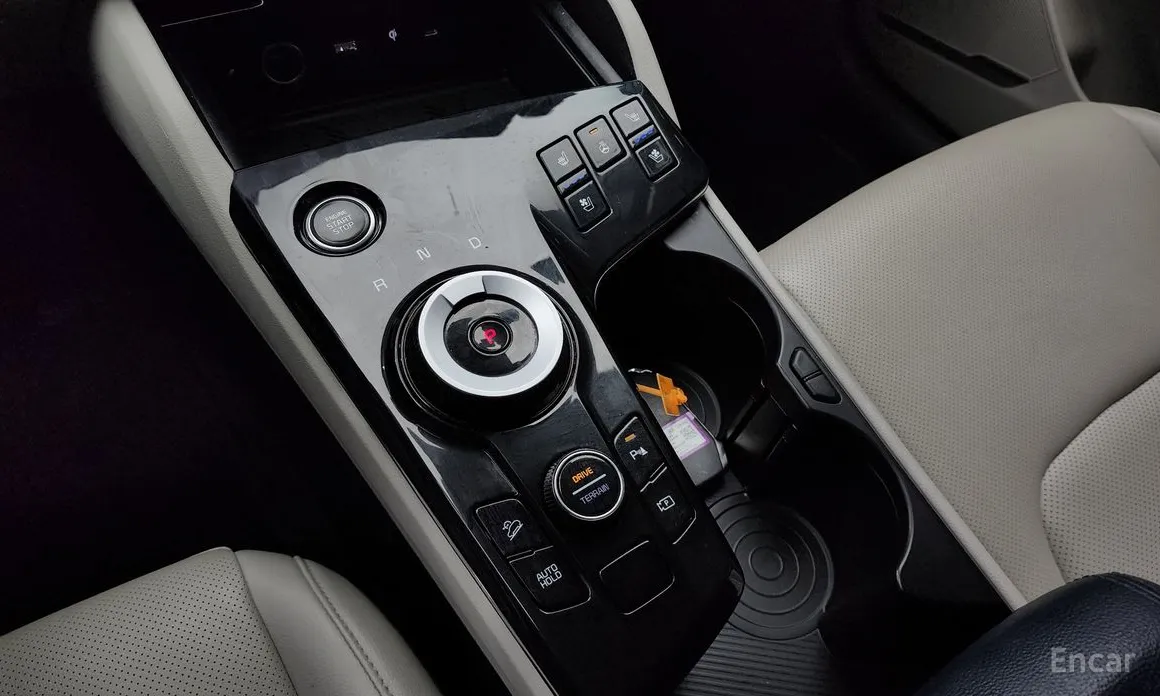 Фото 9 - Kia Sportage