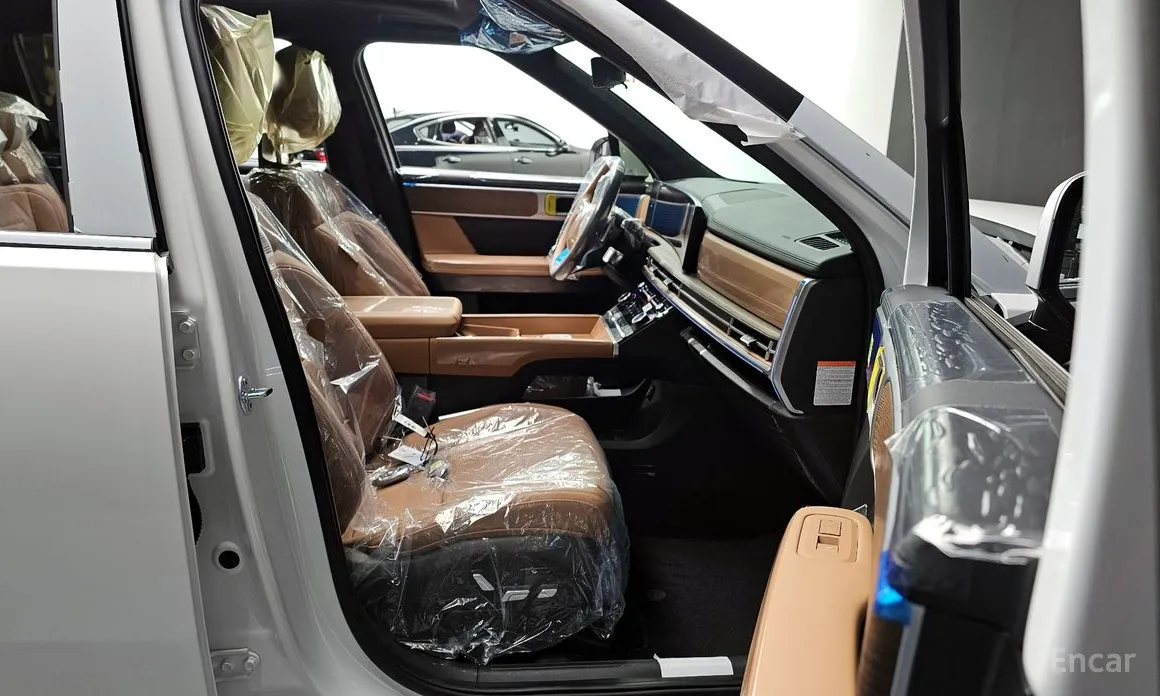 Фото 11 - Hyundai Santa Fe