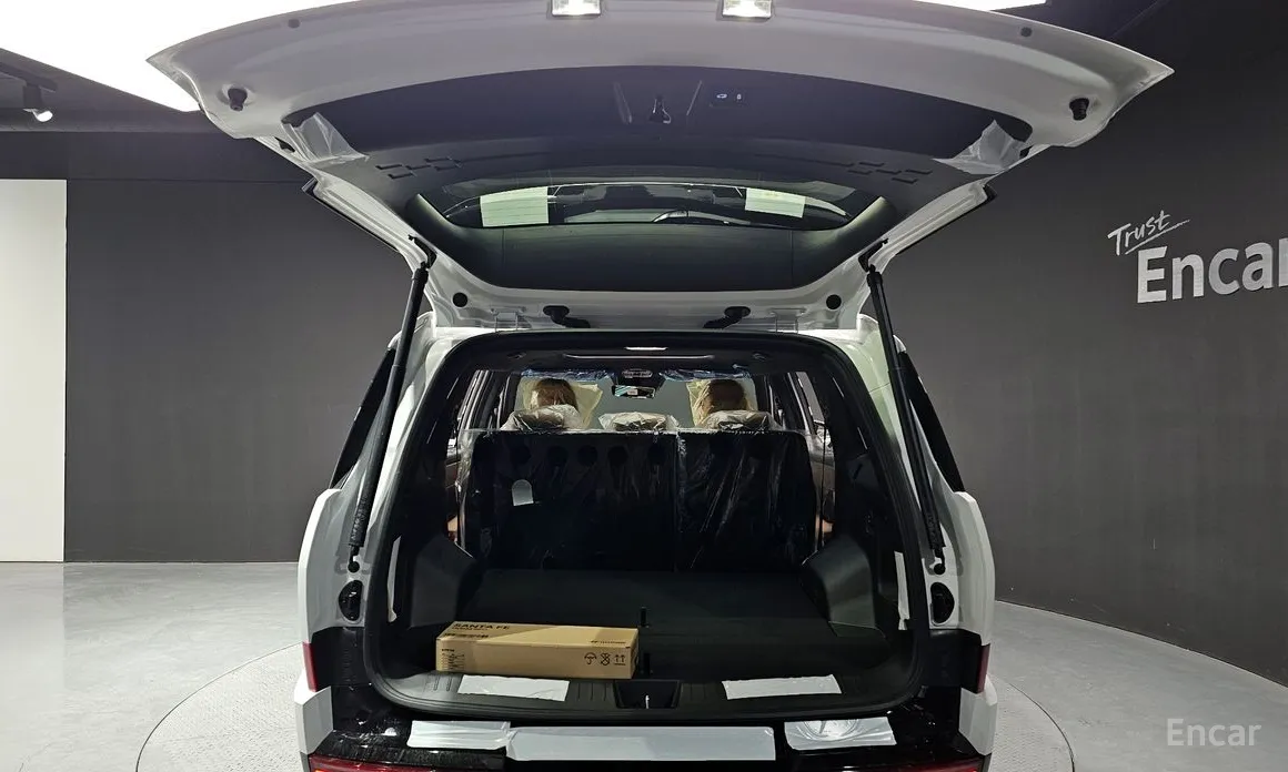 Фото 20 - Hyundai Santa Fe